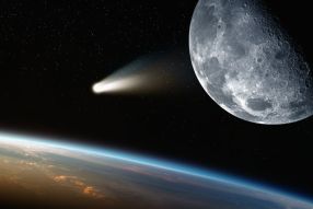 Фреска Летящий к Земле астероид